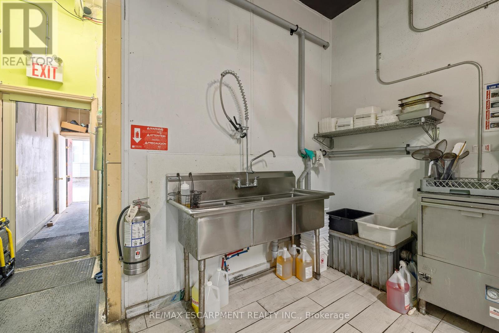 542 Concession Street, Hamilton, Ontario  L8V 1A9 - Photo 17 - X12686646