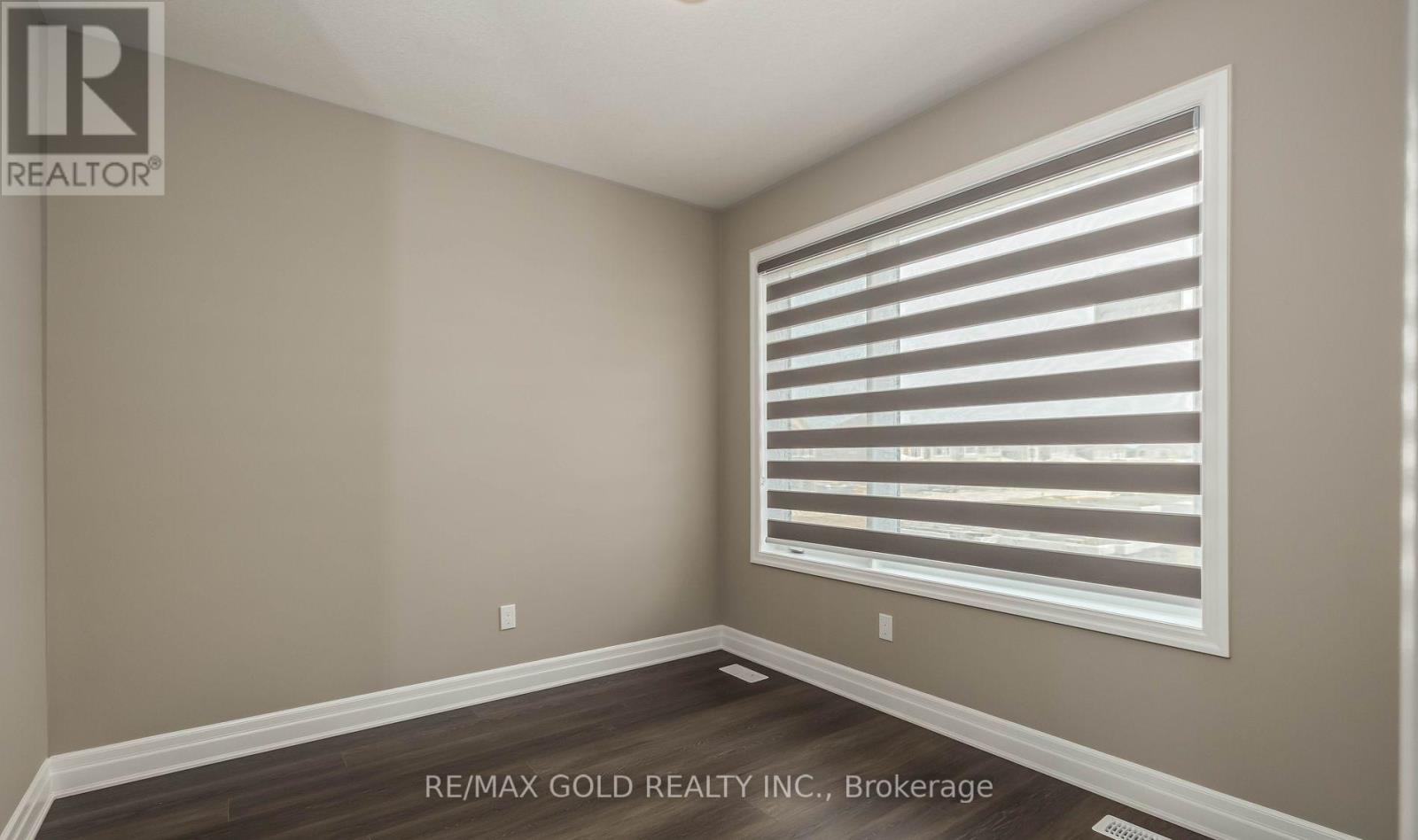 42 Milt Schmidt Street, Kitchener, Ontario  N2R 0T2 - Photo 29 - X12686768