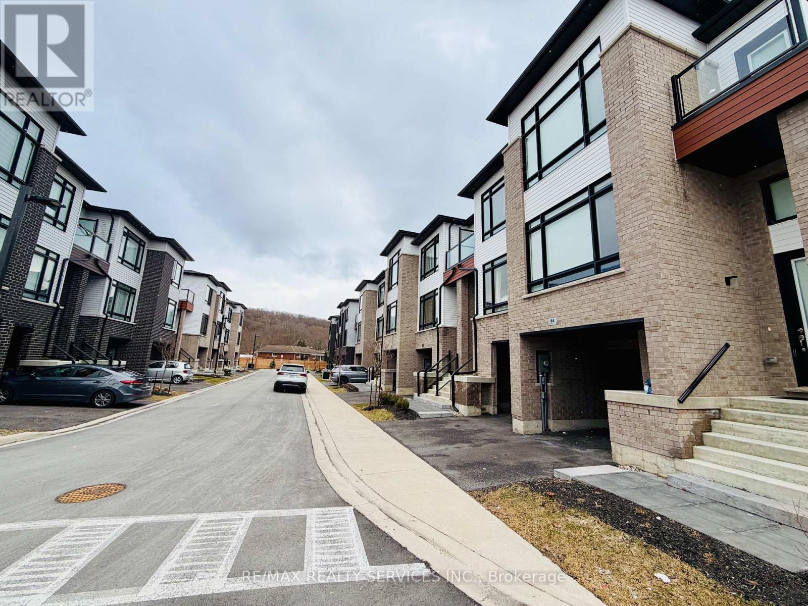 57 - 150 Glendale Avenue, St. Catharines, Ontario  L2T 2K1 - Photo 6 - X12653450