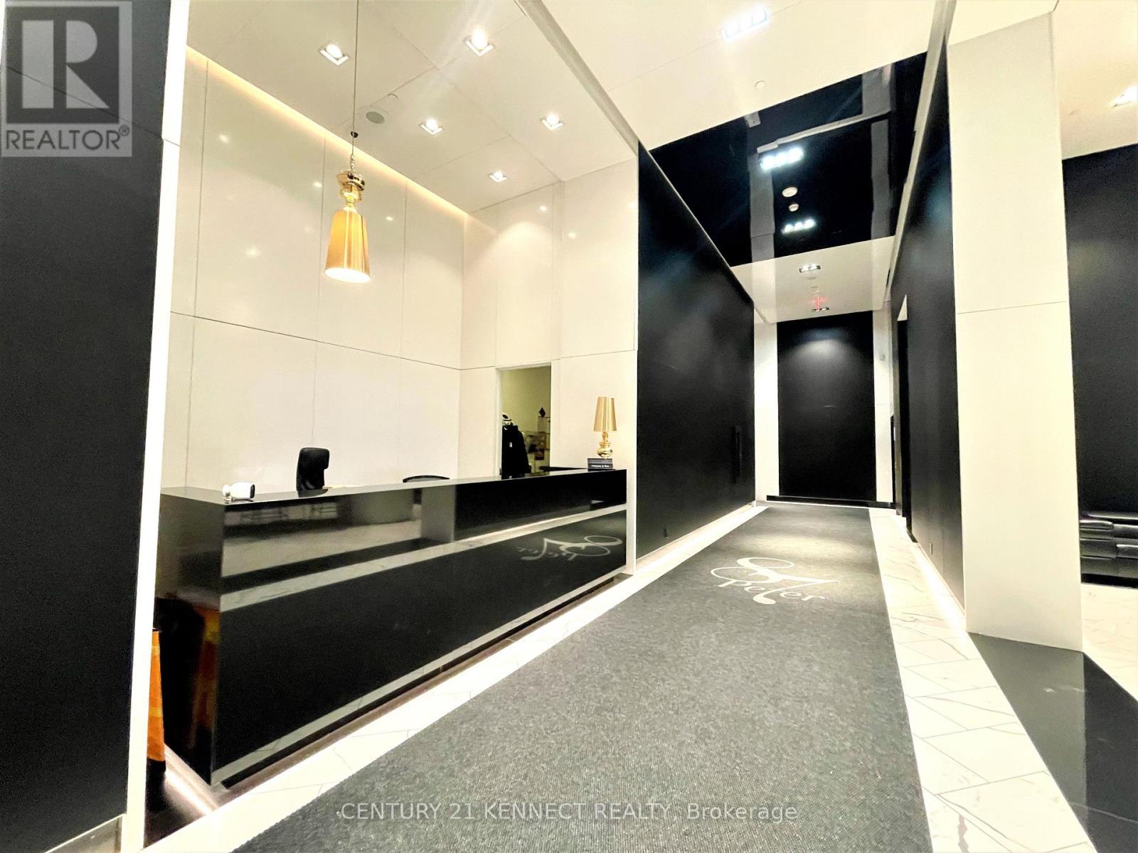 613 - 87 Peter Street, Toronto, Ontario  M5V 2G4 - Photo 2 - C12686366