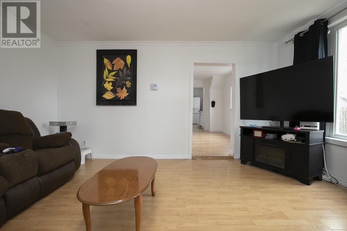 76 Central St, Sault Ste. Marie, Ontario  P6C 4W5 - Photo 10 - SM253307