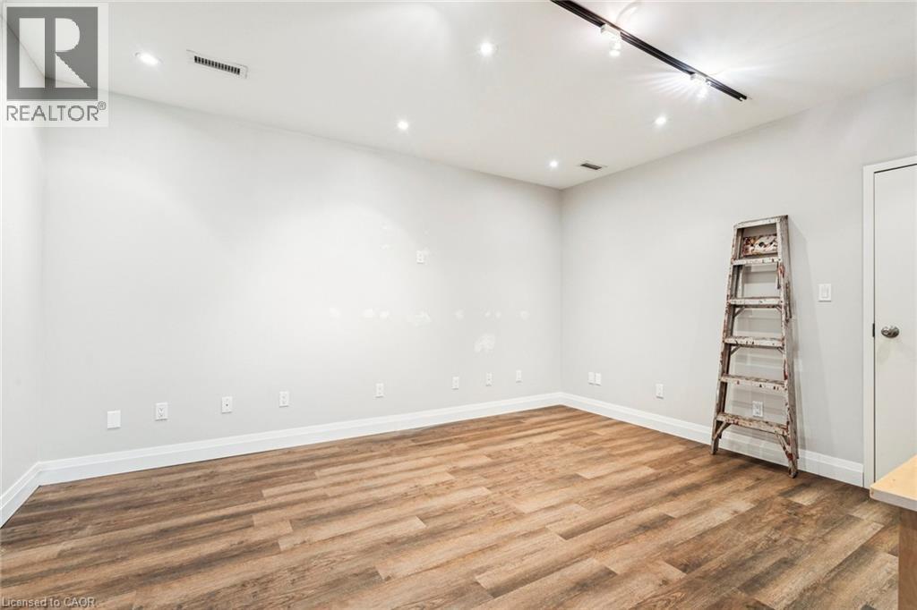 1200 South Service Road W Unit# 2, Halton, Ontario  L6L 5T7 - Photo 9 - 40792596