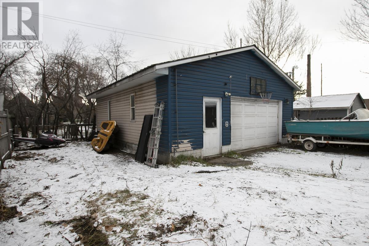 76 Central St, Sault Ste. Marie, Ontario  P6C 4W5 - Photo 3 - SM253307