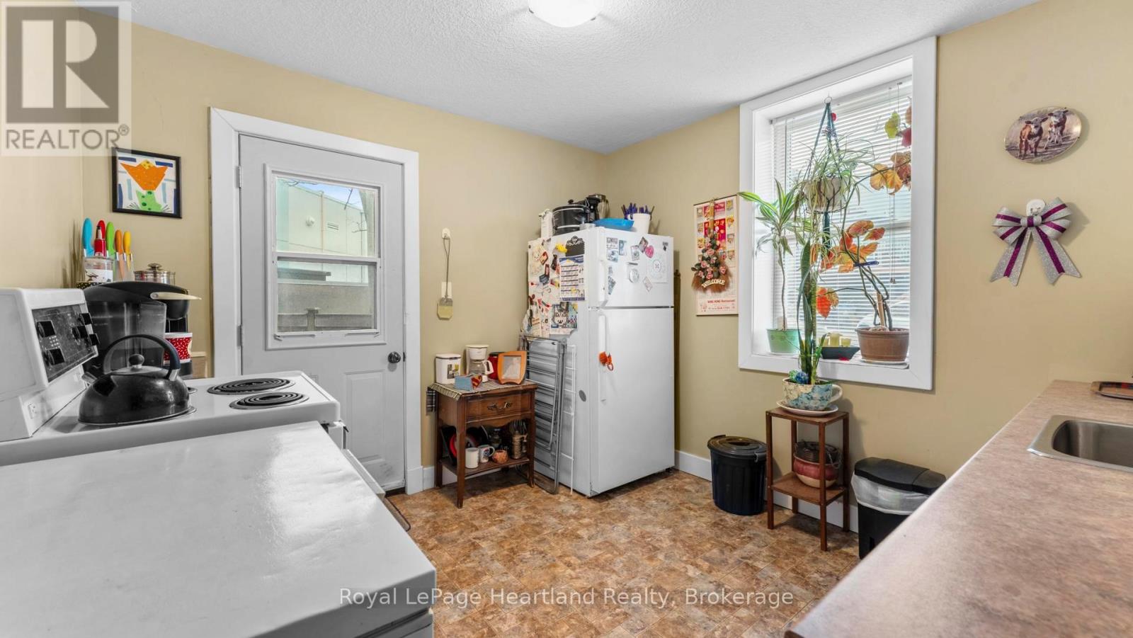 54 St David Street, Goderich, Ontario  N7A 1L5 - Photo 14 - X12687014