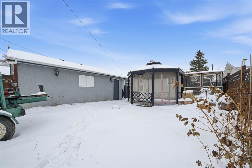 52 Fern Road, Red Deer, Alberta  T4N 4Z4 - Photo 11 - A2275443