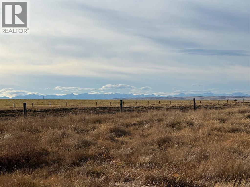40 Street East, Rural Foothills County, Alberta  T1V 1P3 - Photo 3 - A2266620