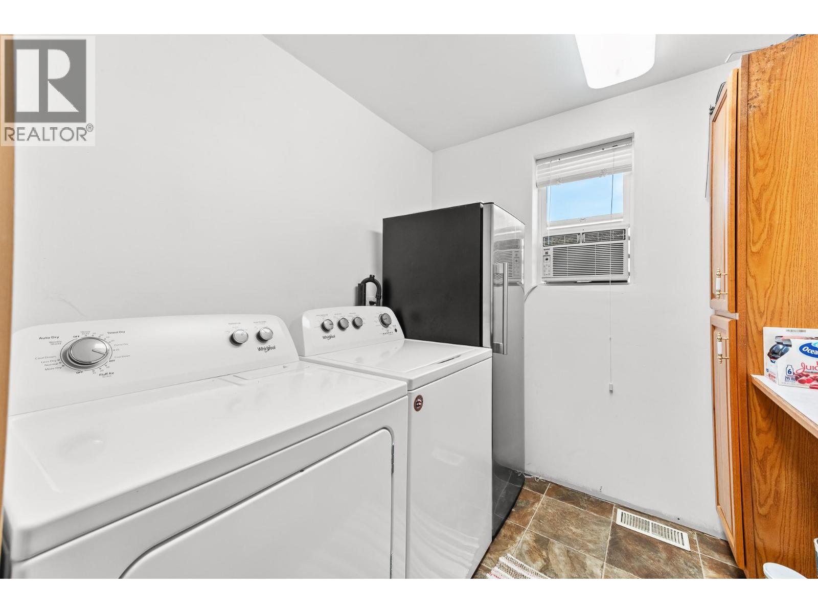 1930 Pine Street, Creston, British Columbia  V0B 1G5 - Photo 15 - 10372465