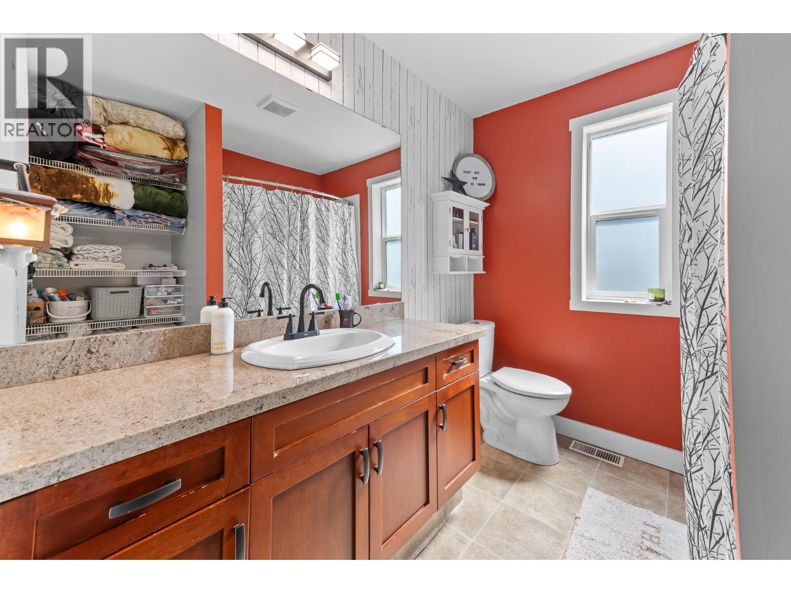 1930 Pine Street, Creston, British Columbia  V0B 1G5 - Photo 14 - 10372465