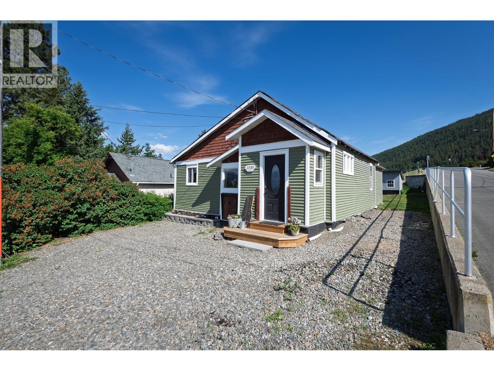 1930 Pine Street, Creston, British Columbia  V0B 1G5 - Photo 31 - 10372465