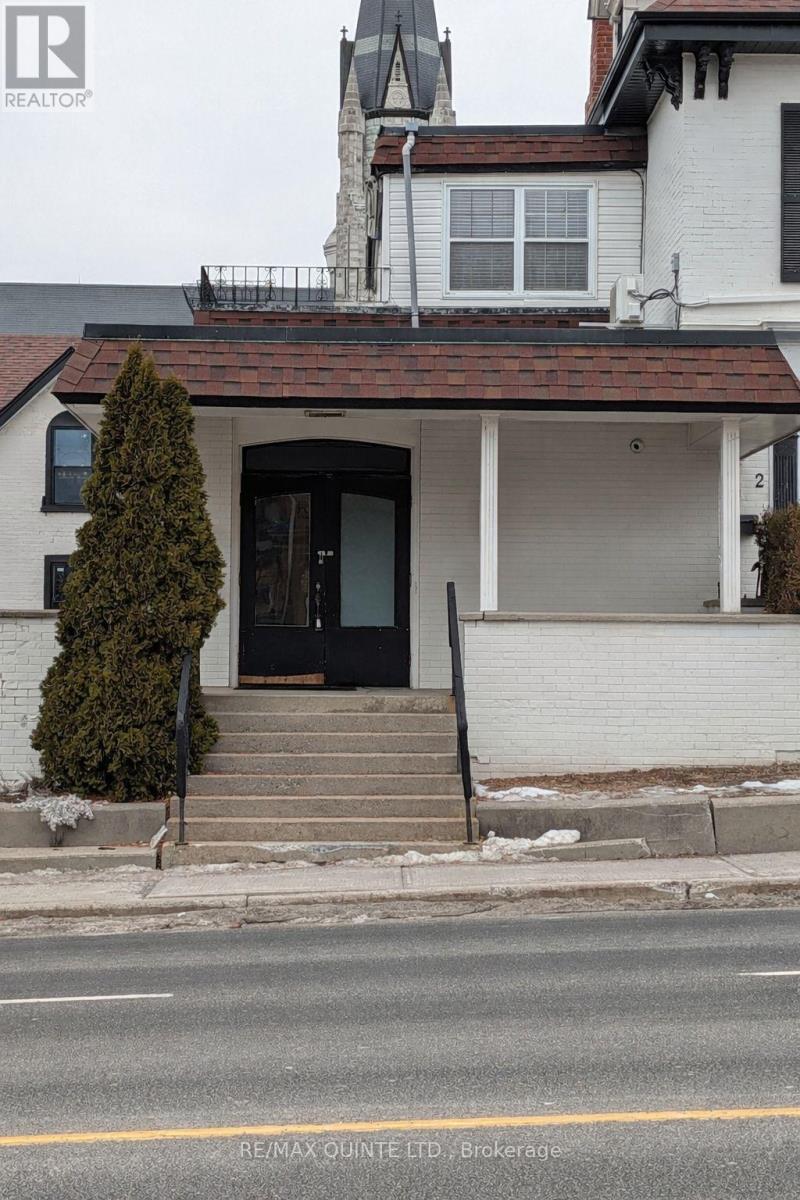 60 Victoria Avenue, Belleville, Ontario  K8N 5G2 - Photo 2 - X12686856