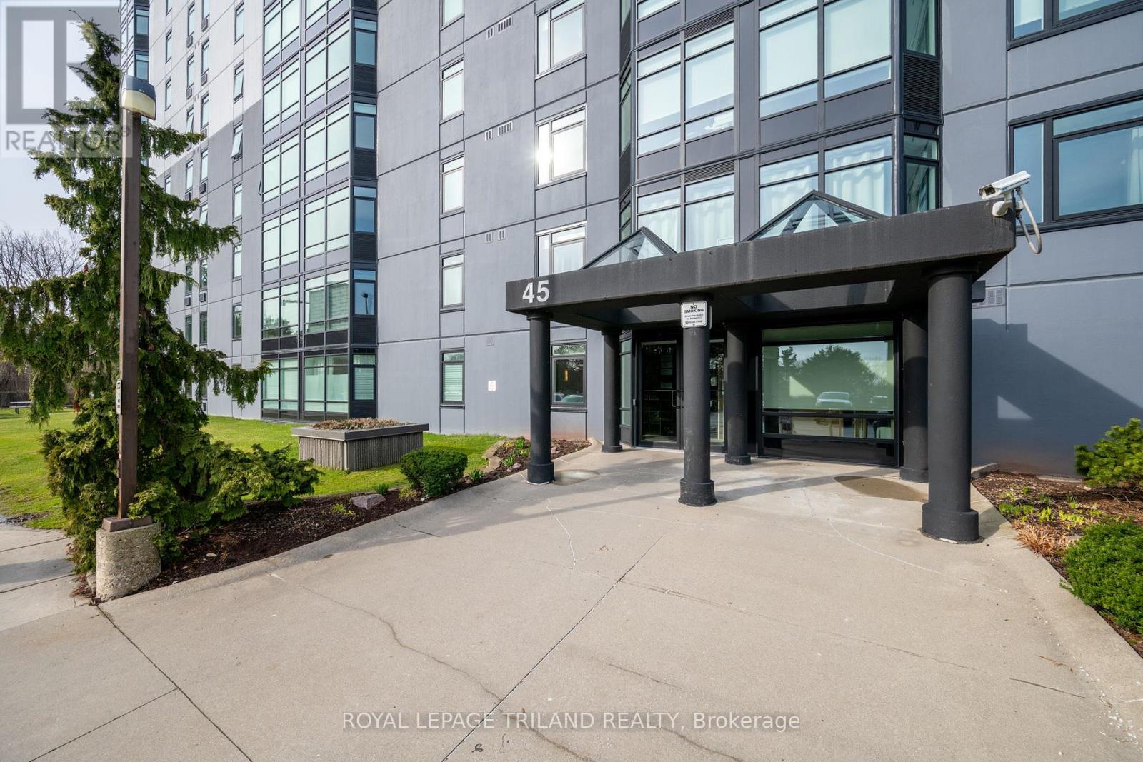 612 - 45 Pond Mills Road, London South, Ontario  N5Z 4W5 - Photo 3 - X12686976