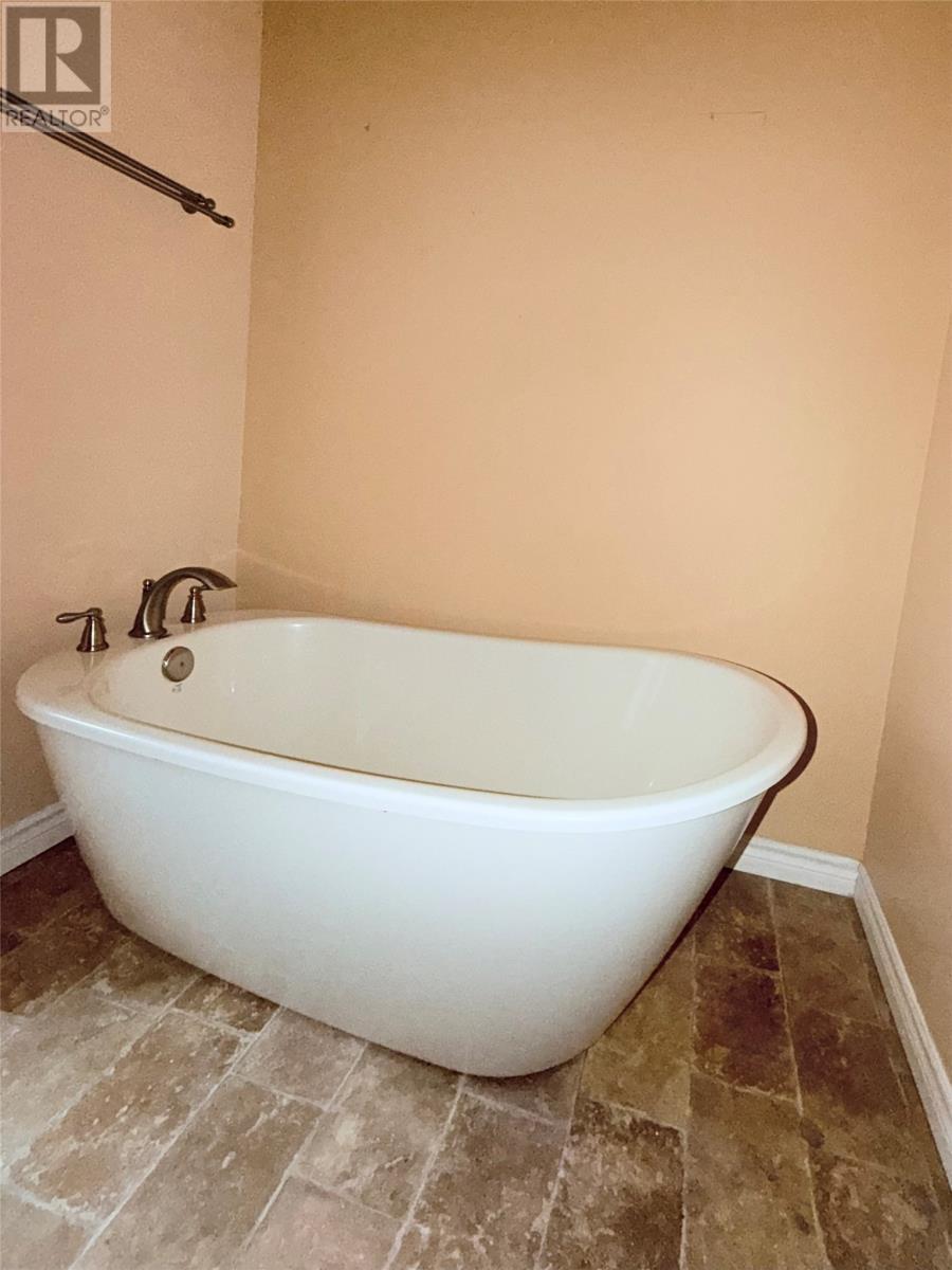 834 Main Road, Pouch Cove, Newfoundland & Labrador  A0A 3L0 - Photo 12 - 1293606