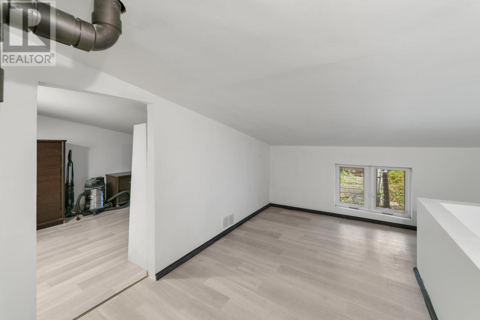 875 & 869 Fourth Avenue South, Kenora, Ontario  P9N 1Z9 - Photo 23 - TB253249