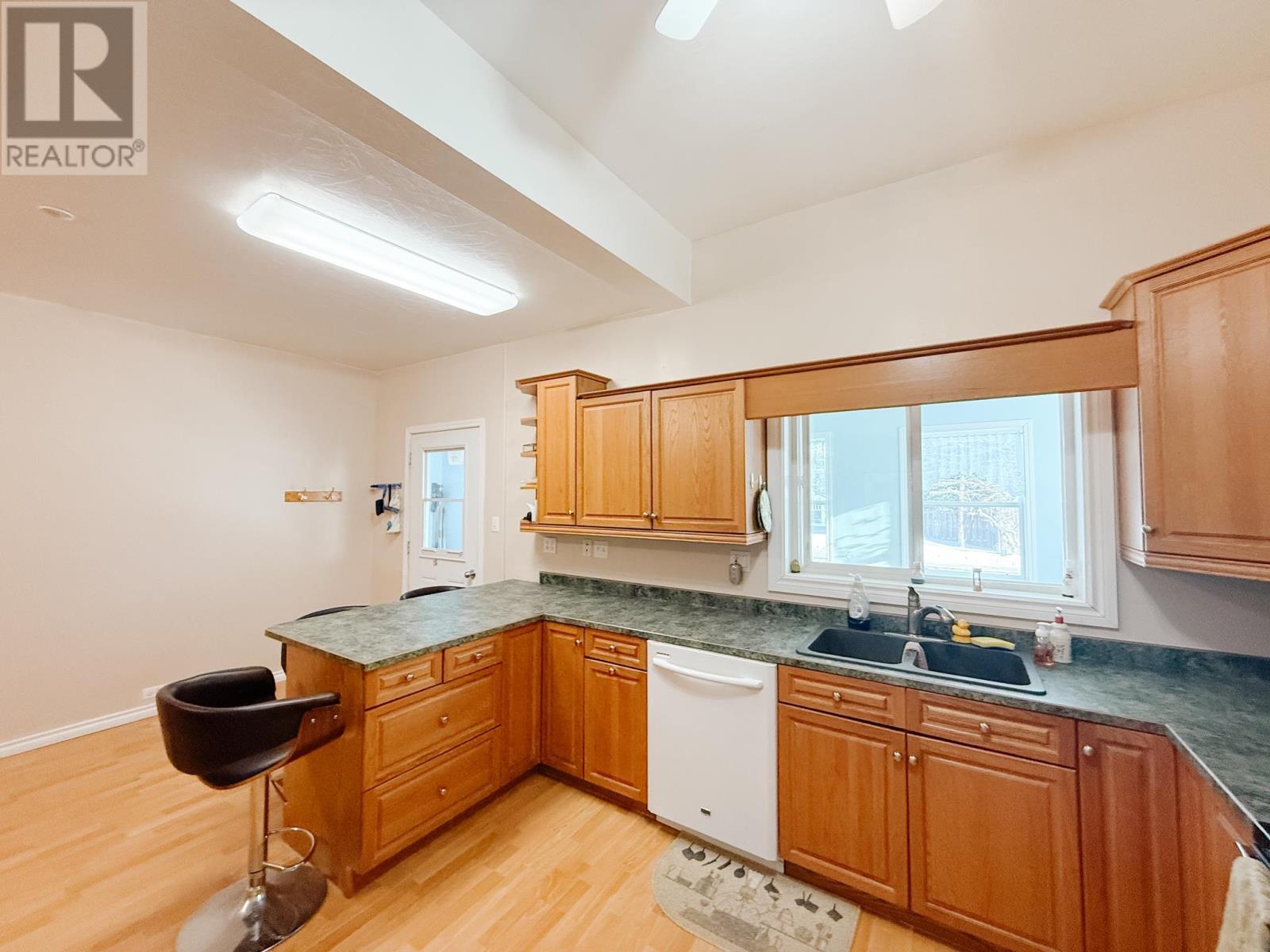 340 Seventh Avenue South, Kenora, Ontario  P9N 2E8 - Photo 12 - TB2600037