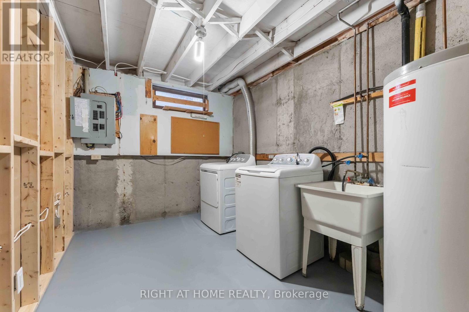 25b Bertona Street, Ottawa, Ontario  K2G 4G7 - Photo 29 - X12686834