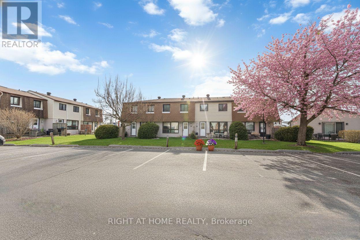 25b Bertona Street, Ottawa, Ontario  K2G 4G7 - Photo 32 - X12686834