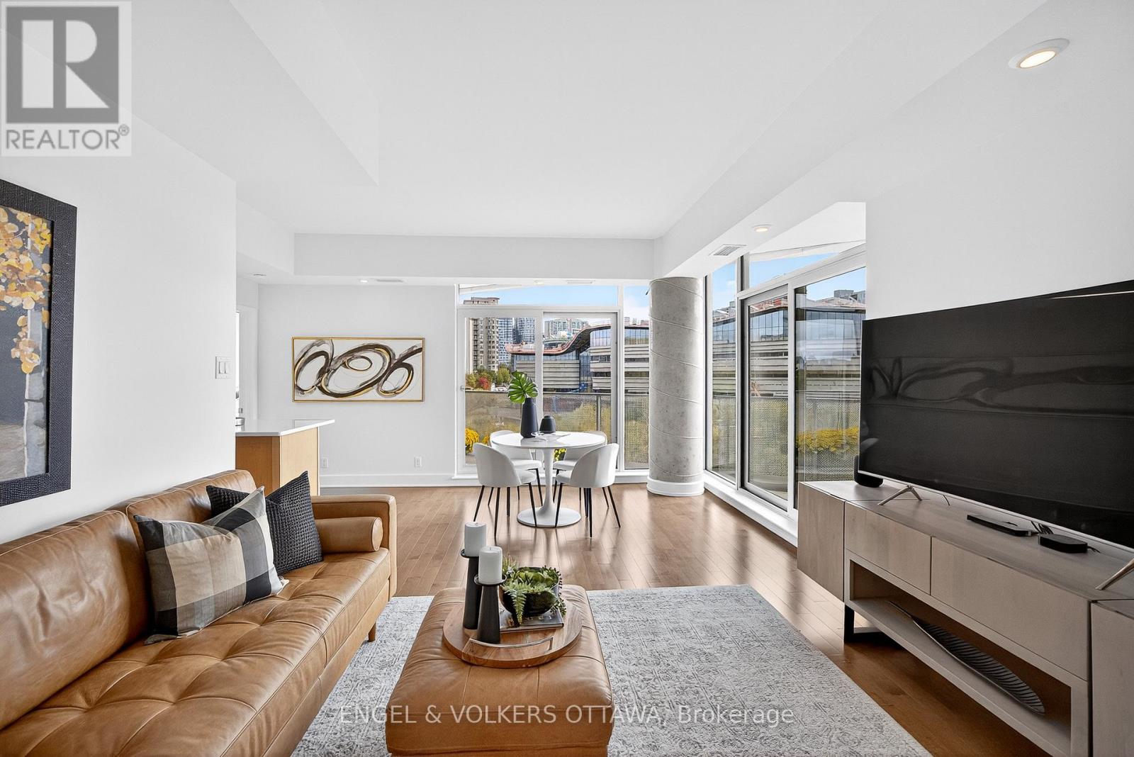 802 - 300c Lett Street, Ottawa, Ontario  K1R 0A8 - Photo 11 - X12686848