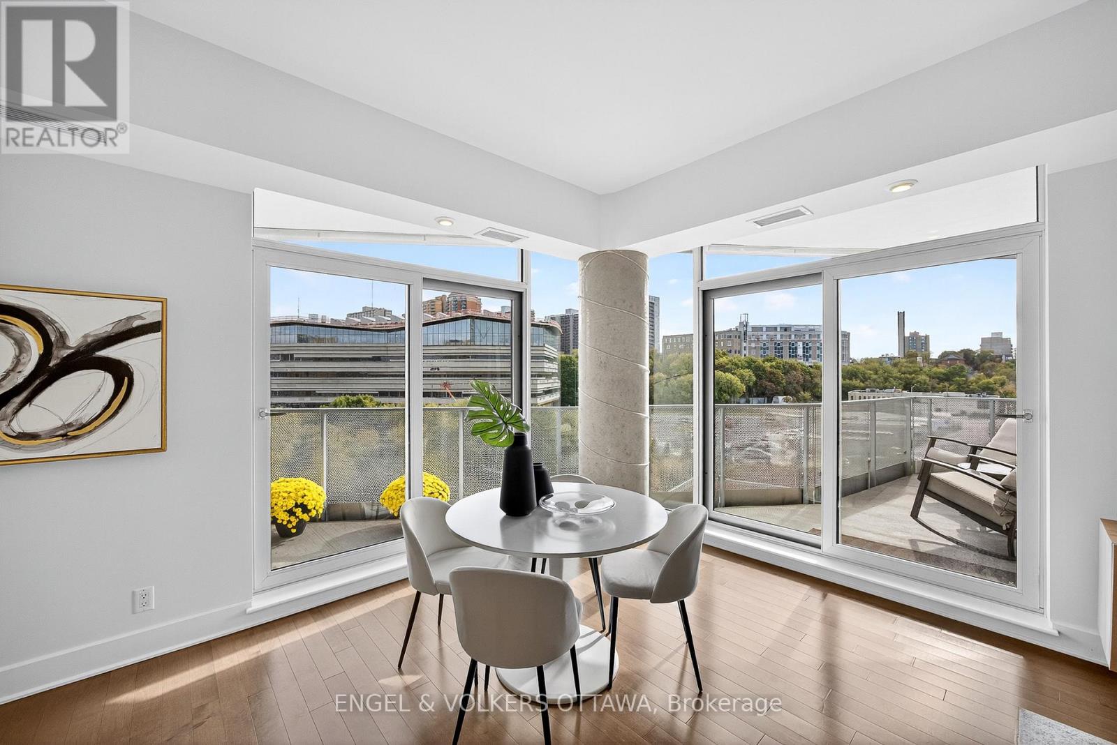 802 - 300c Lett Street, Ottawa, Ontario  K1R 0A8 - Photo 14 - X12686848