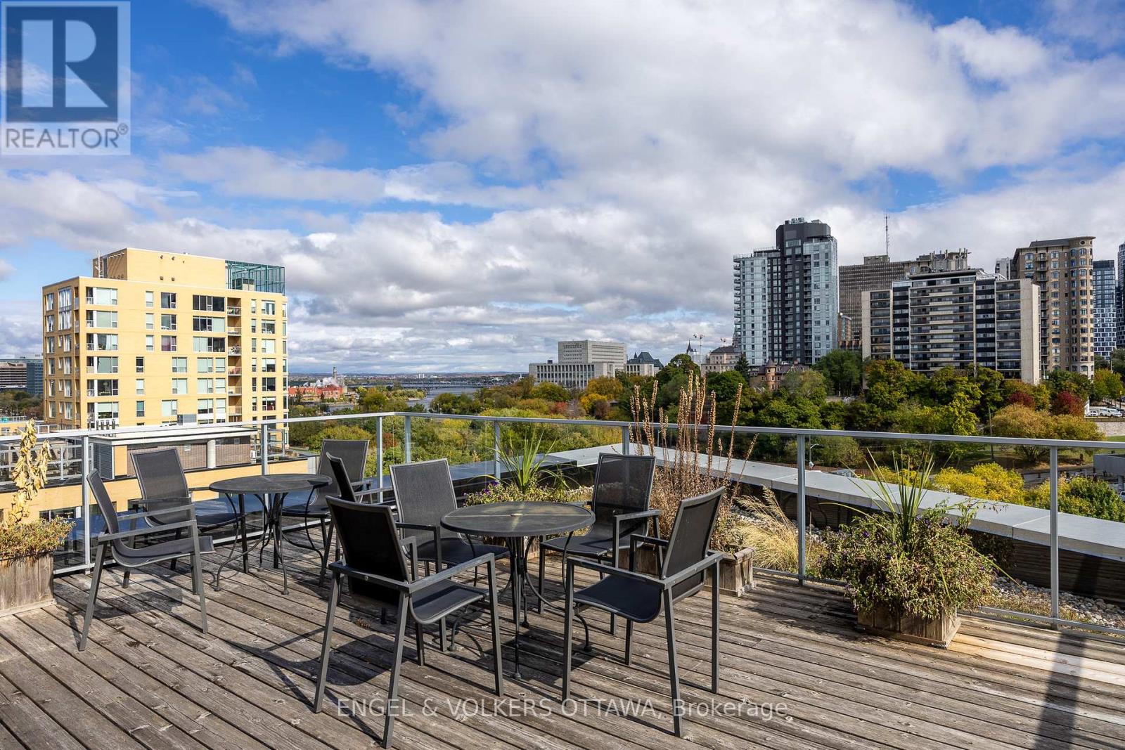 802 - 300c Lett Street, Ottawa, Ontario  K1R 0A8 - Photo 38 - X12686848