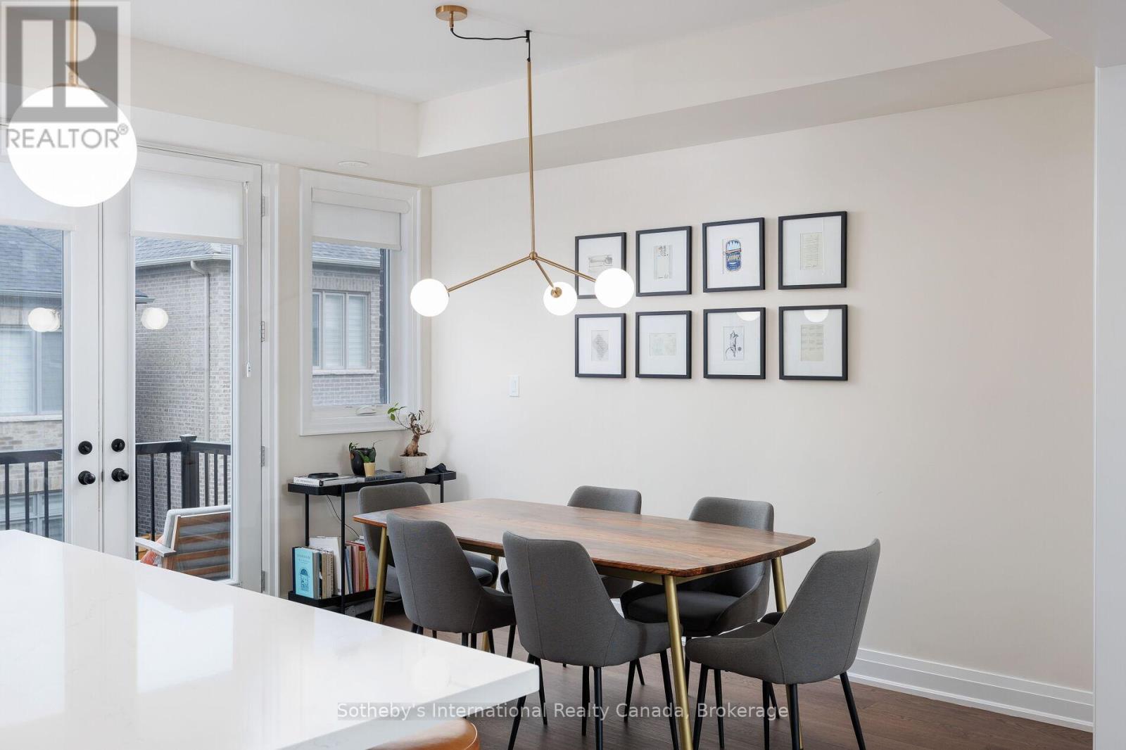 1478 Yellow Rose Circle, Oakville, Ontario  L6M 5L2 - Photo 11 - W12686916