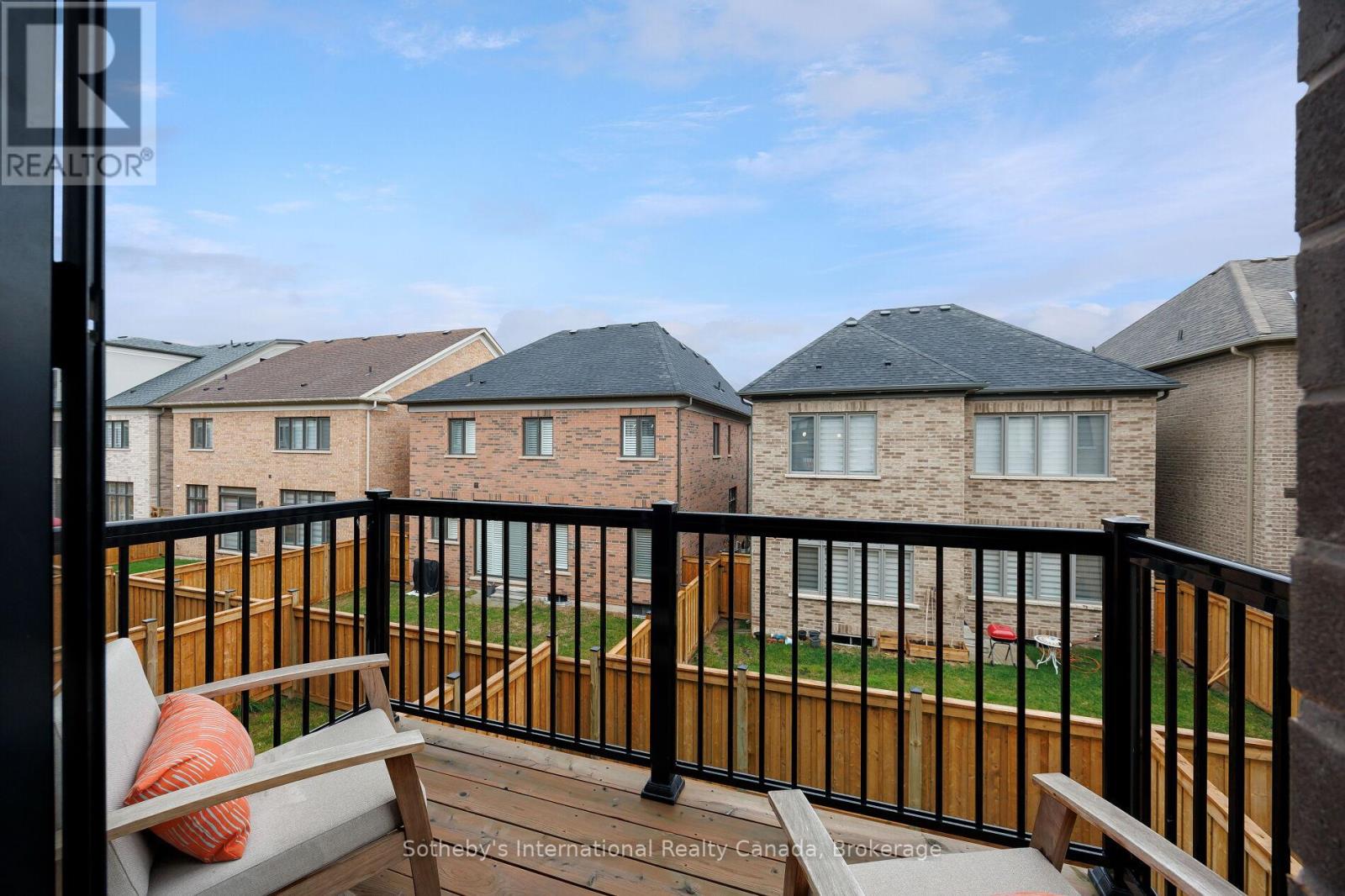 1478 Yellow Rose Circle, Oakville, Ontario  L6M 5L2 - Photo 12 - W12686916