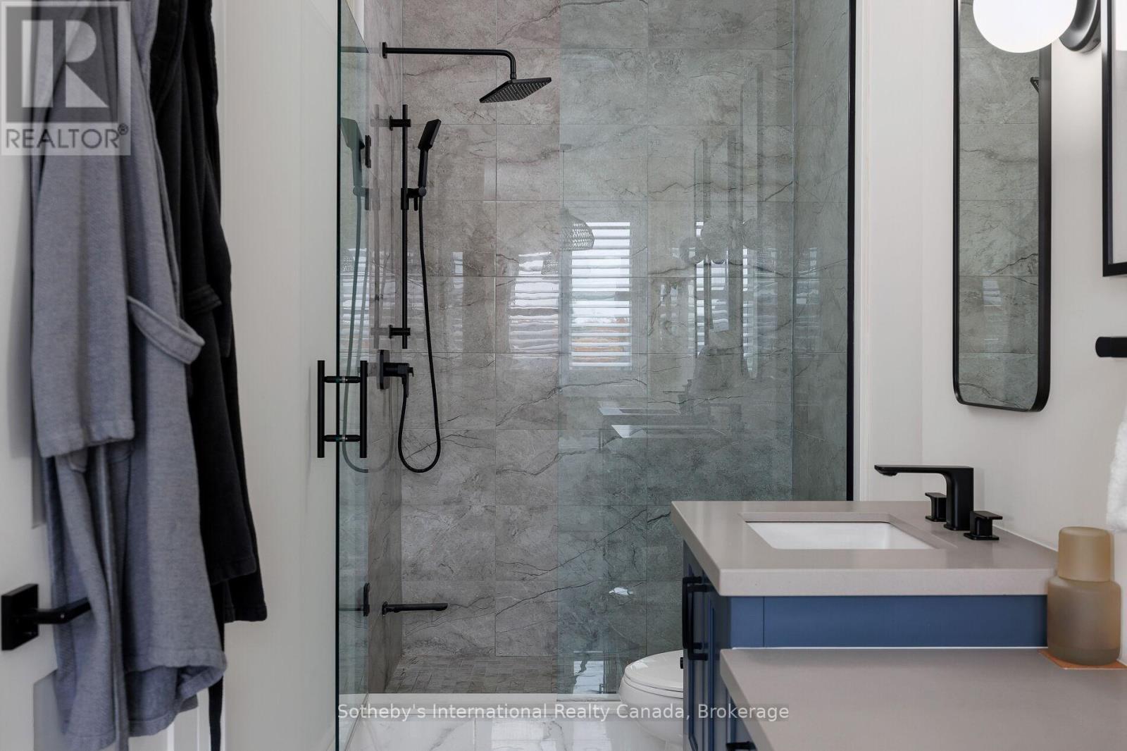 1478 Yellow Rose Circle, Oakville, Ontario  L6M 5L2 - Photo 23 - W12686916