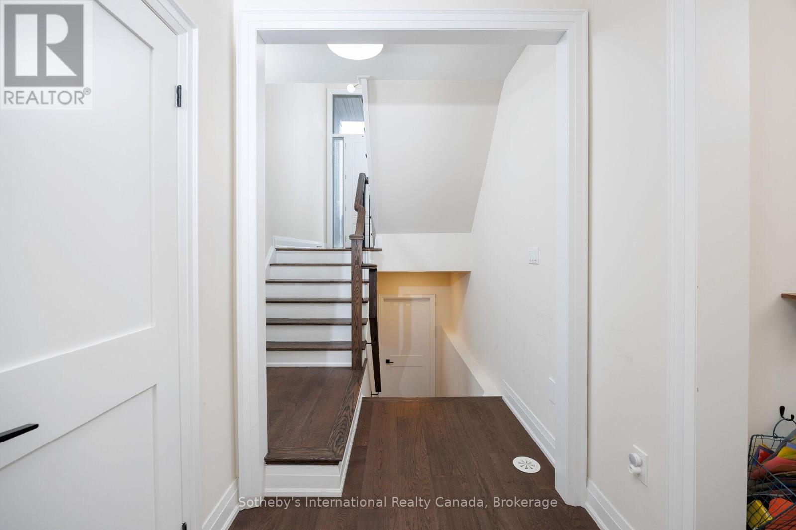 1478 Yellow Rose Circle, Oakville, Ontario  L6M 5L2 - Photo 27 - W12686916