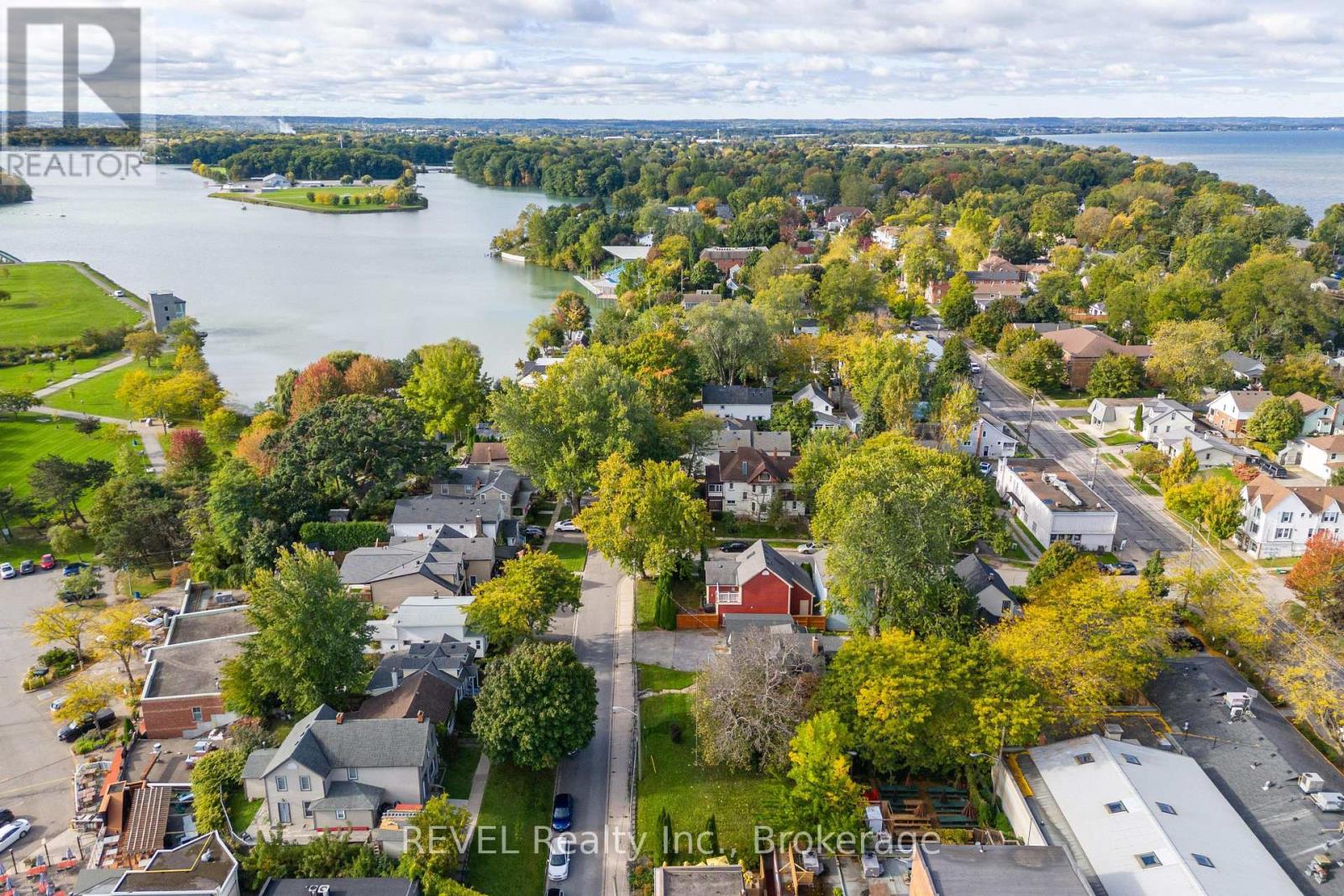 10 Canal Street, St. Catharines, Ontario  L2N 4S6 - Photo 35 - X12686822