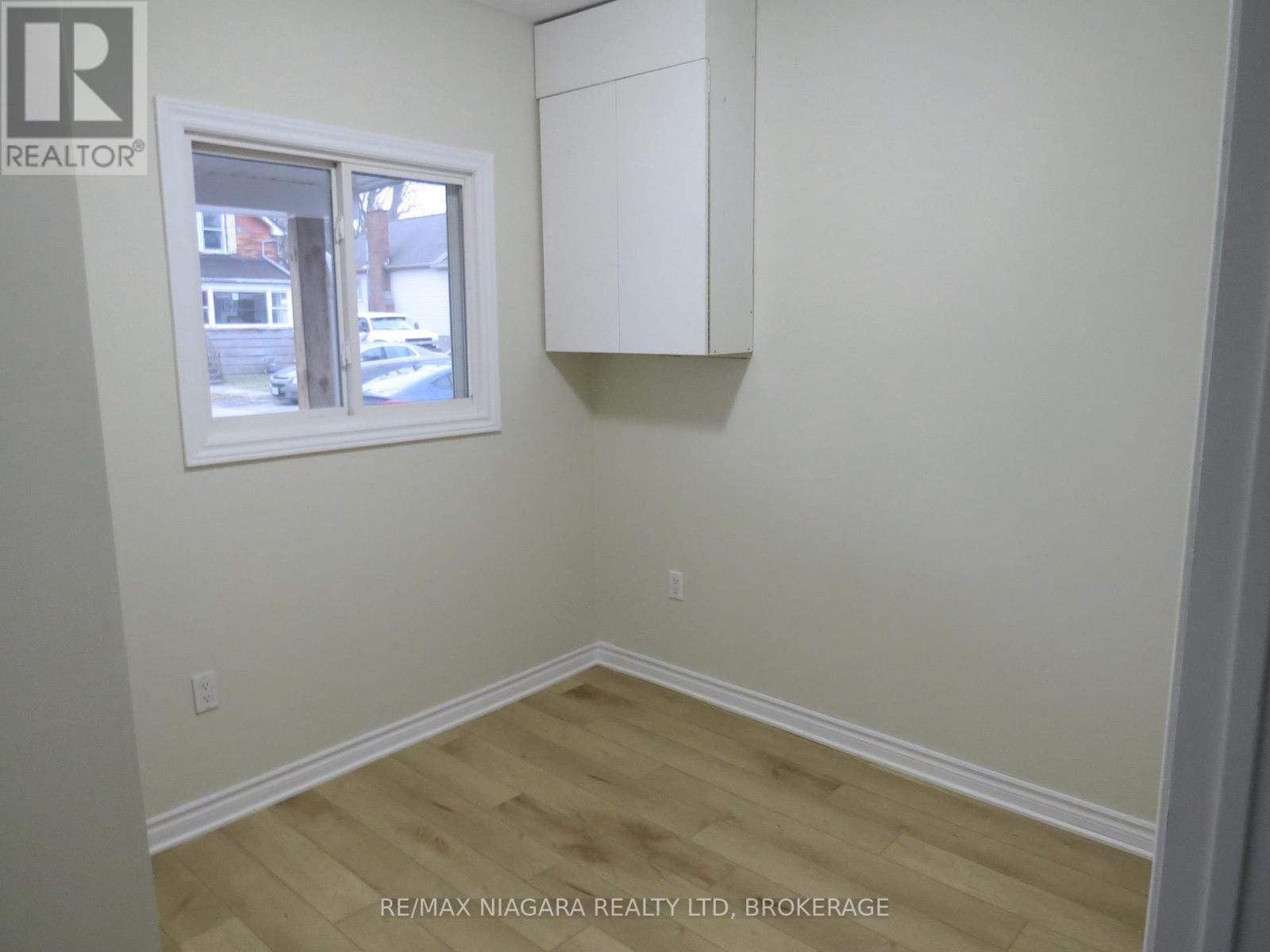 52 Mccormick Street, Welland (Prince Charles), Ontario  L3C 4L9 - Photo 12 - X12686886