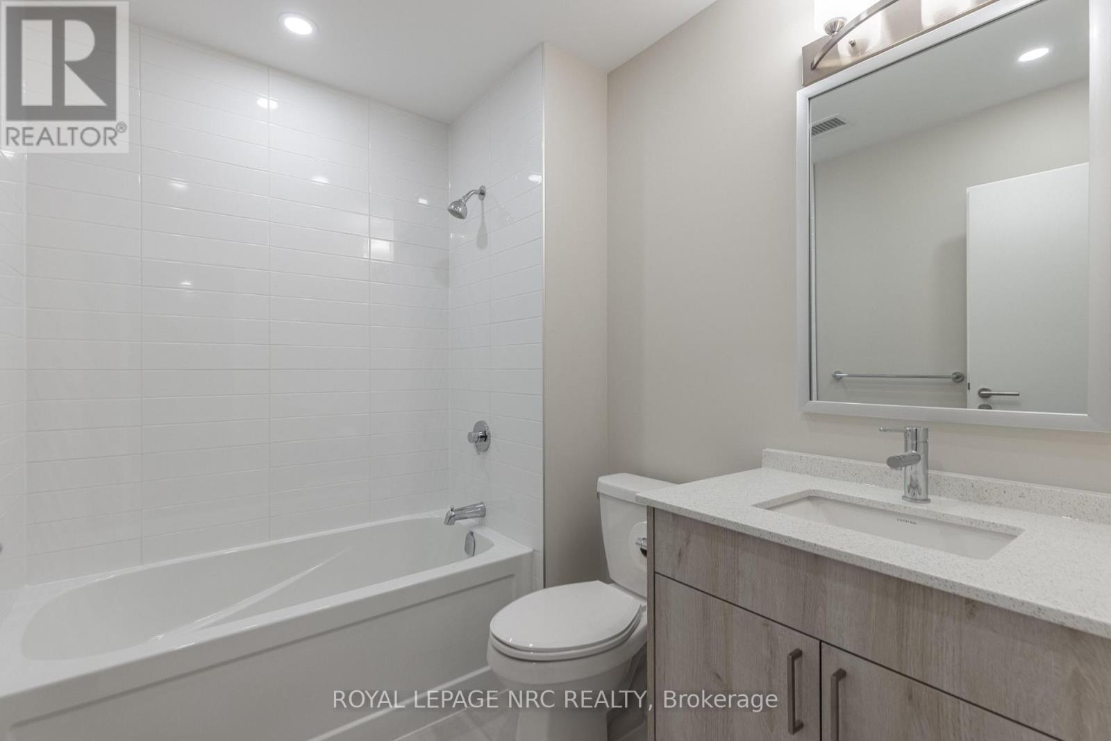 602 - 118 West Street, Port Colborne, Ontario  L3K 0B9 - Photo 14 - X12686964