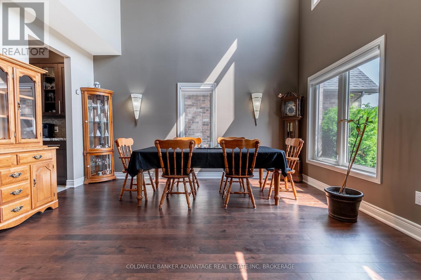 135 Forest Ridge Court, Welland, Ontario  L3C 0C2 - Photo 6 - X12686992