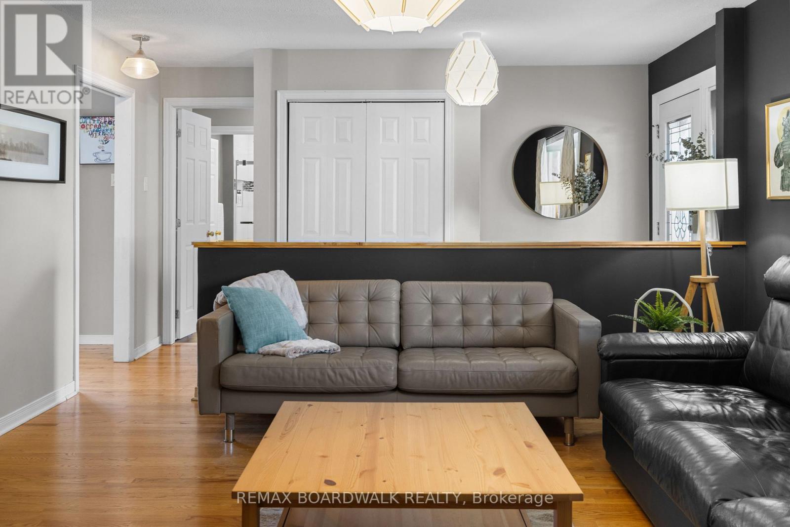 164 Napoleon Street, Carleton Place, Ontario  K7C 2W9 - Photo 7 - X12491636