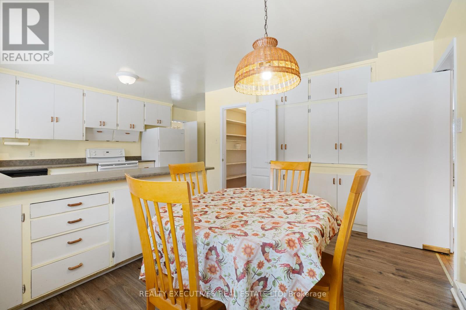 7725 Lawrence Street, Ottawa, Ontario  K0A 3J0 - Photo 10 - X12686940