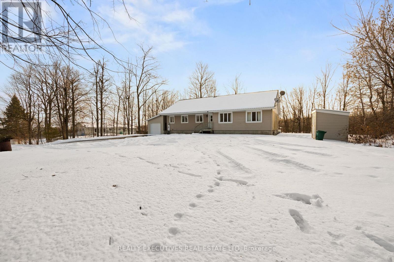 7725 Lawrence Street, Ottawa, Ontario  K0A 3J0 - Photo 7 - X12686940