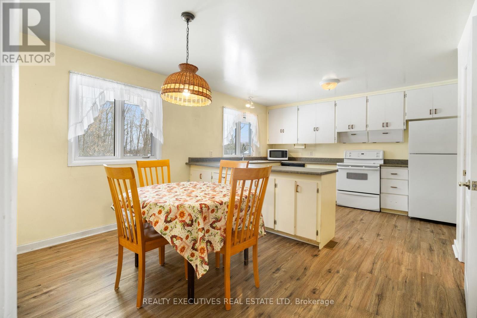 7725 Lawrence Street, Ottawa, Ontario  K0A 3J0 - Photo 9 - X12686940