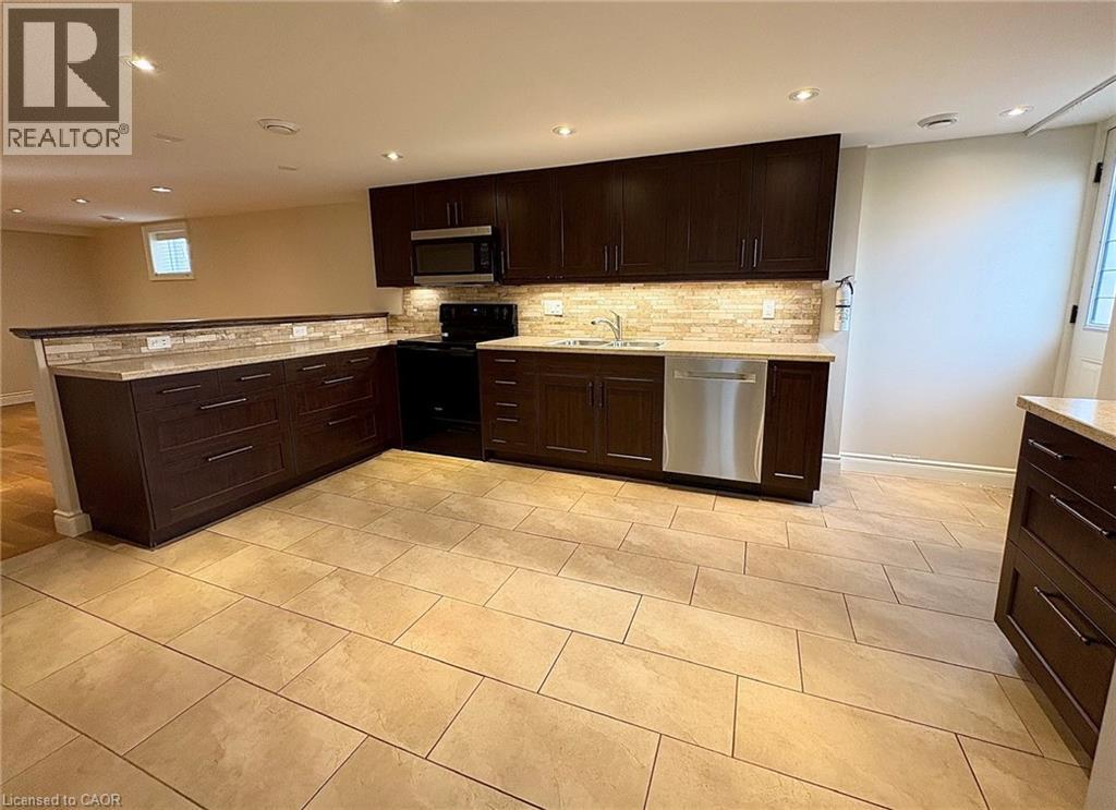 1491 BRENNER Crescent, Burlington, Ontario