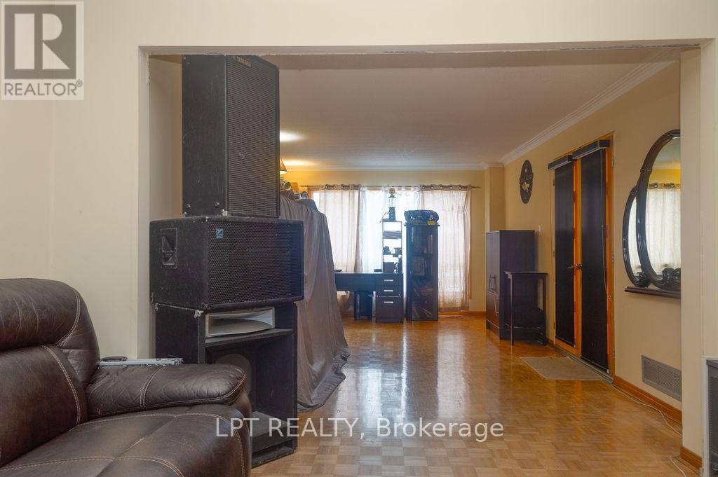 3431 Dorcas Street, Mississauga, Ontario  L4T 1M9 - Photo 20 - W12673712