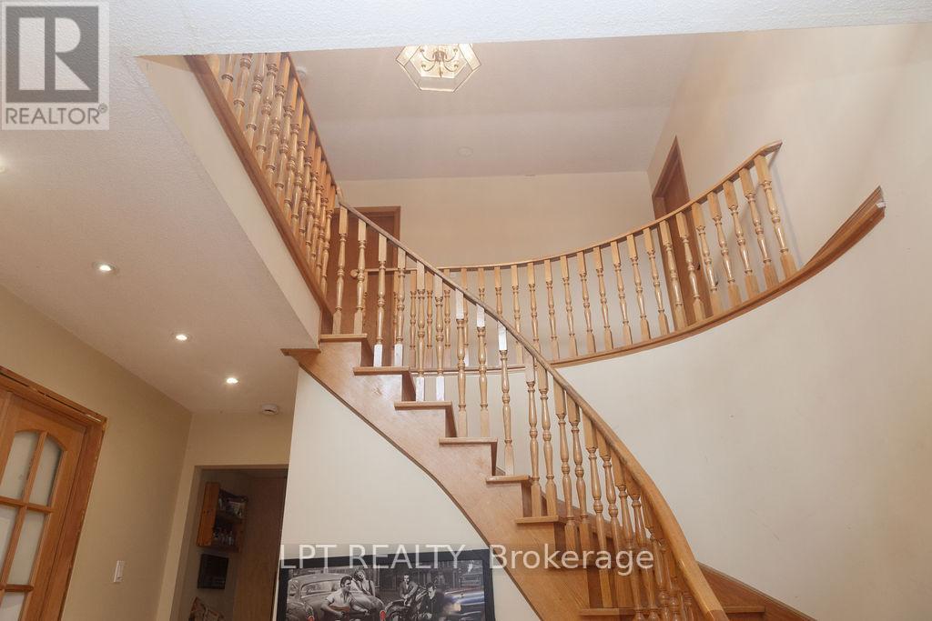 3431 Dorcas Street, Mississauga, Ontario  L4T 1M9 - Photo 14 - W12673712