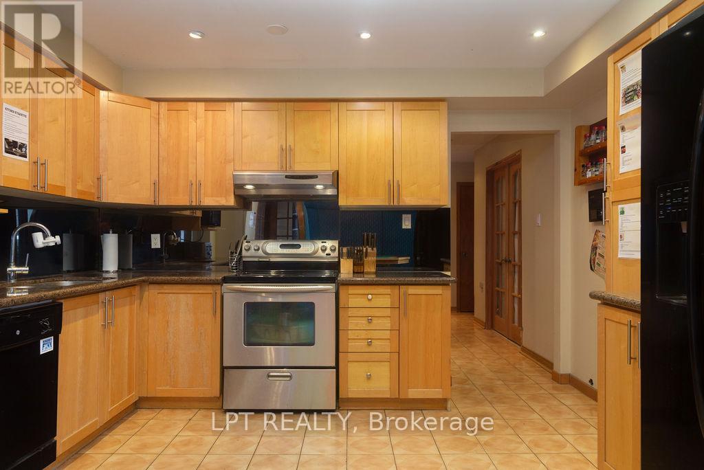 3431 Dorcas Street, Mississauga, Ontario  L4T 1M9 - Photo 15 - W12673712