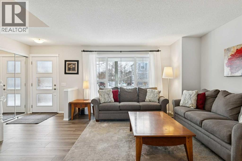 31 Prestwick Grove Se, Calgary, Alberta  T2Z 3L6 - Photo 4 - A2275386