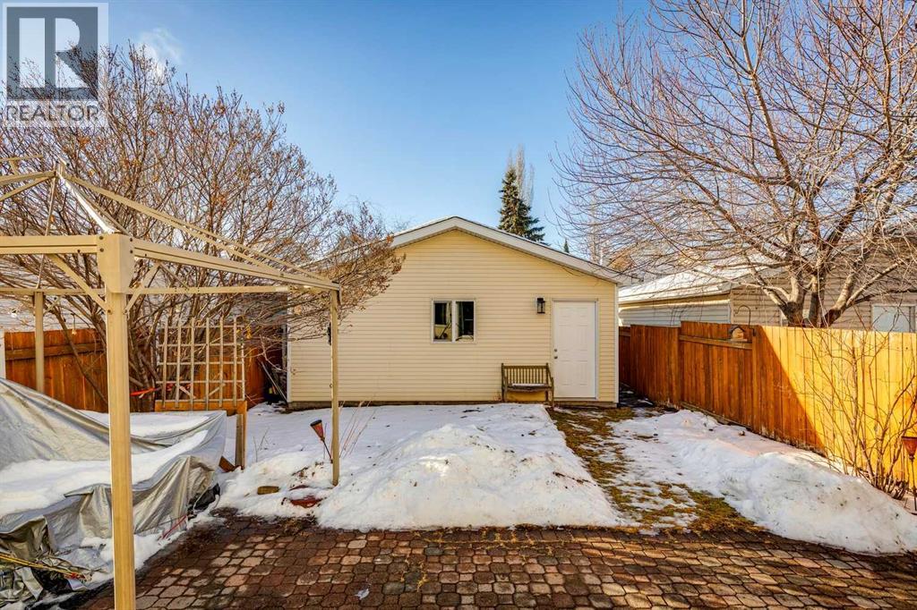 31 Prestwick Grove Se, Calgary, Alberta  T2Z 3L6 - Photo 35 - A2275386