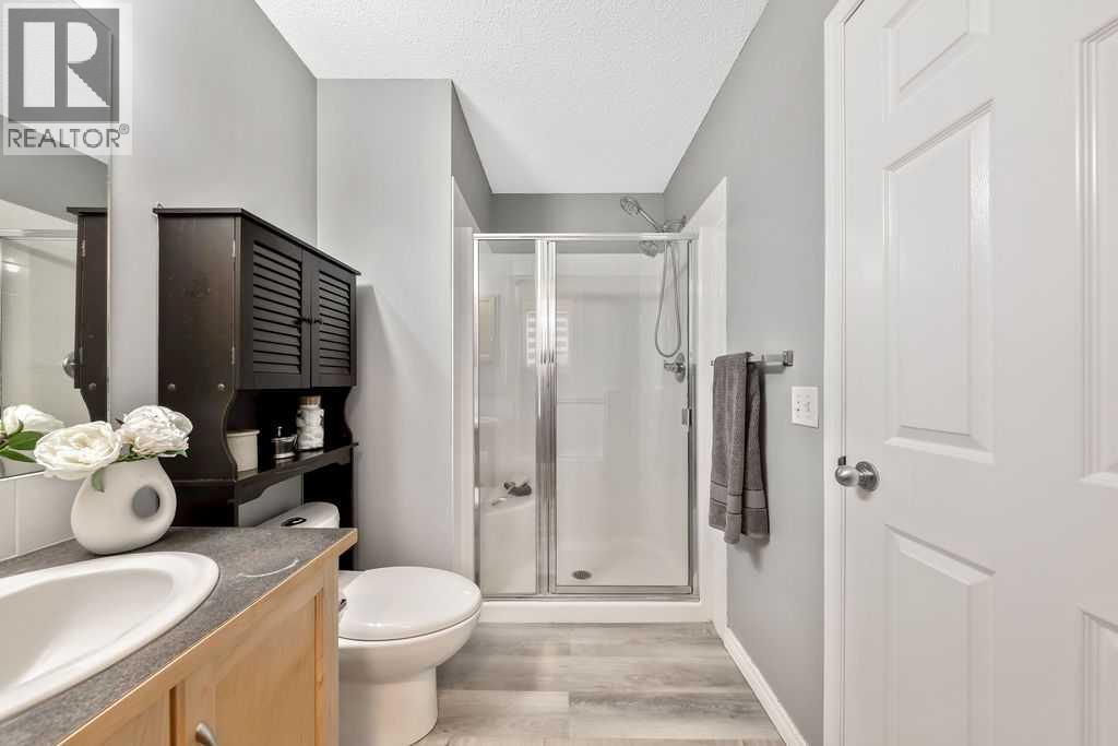 126 Everhollow Heights Sw, Calgary, Alberta  T2Y 5B4 - Photo 17 - A2277161