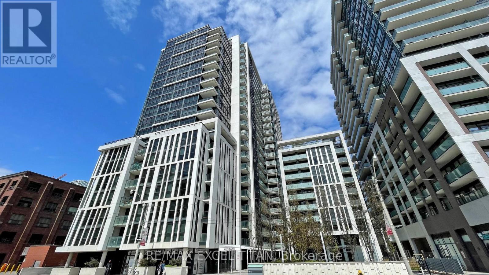 1715 - 400 Adelaide Street E, Toronto, Ontario  M5A 4S3 - Photo 1 - C12686810