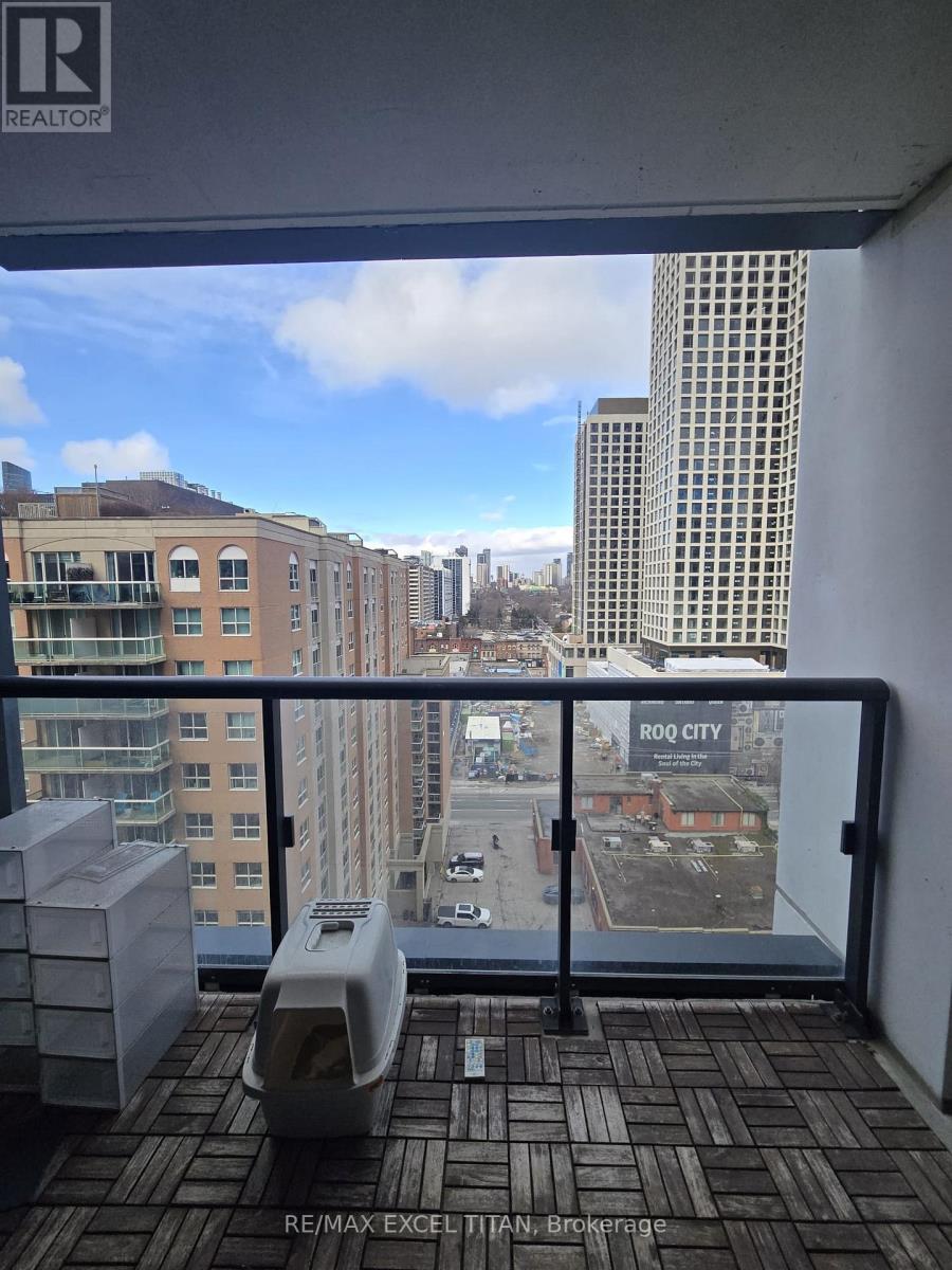 1715 - 400 Adelaide Street E, Toronto, Ontario  M5A 4S3 - Photo 14 - C12686810