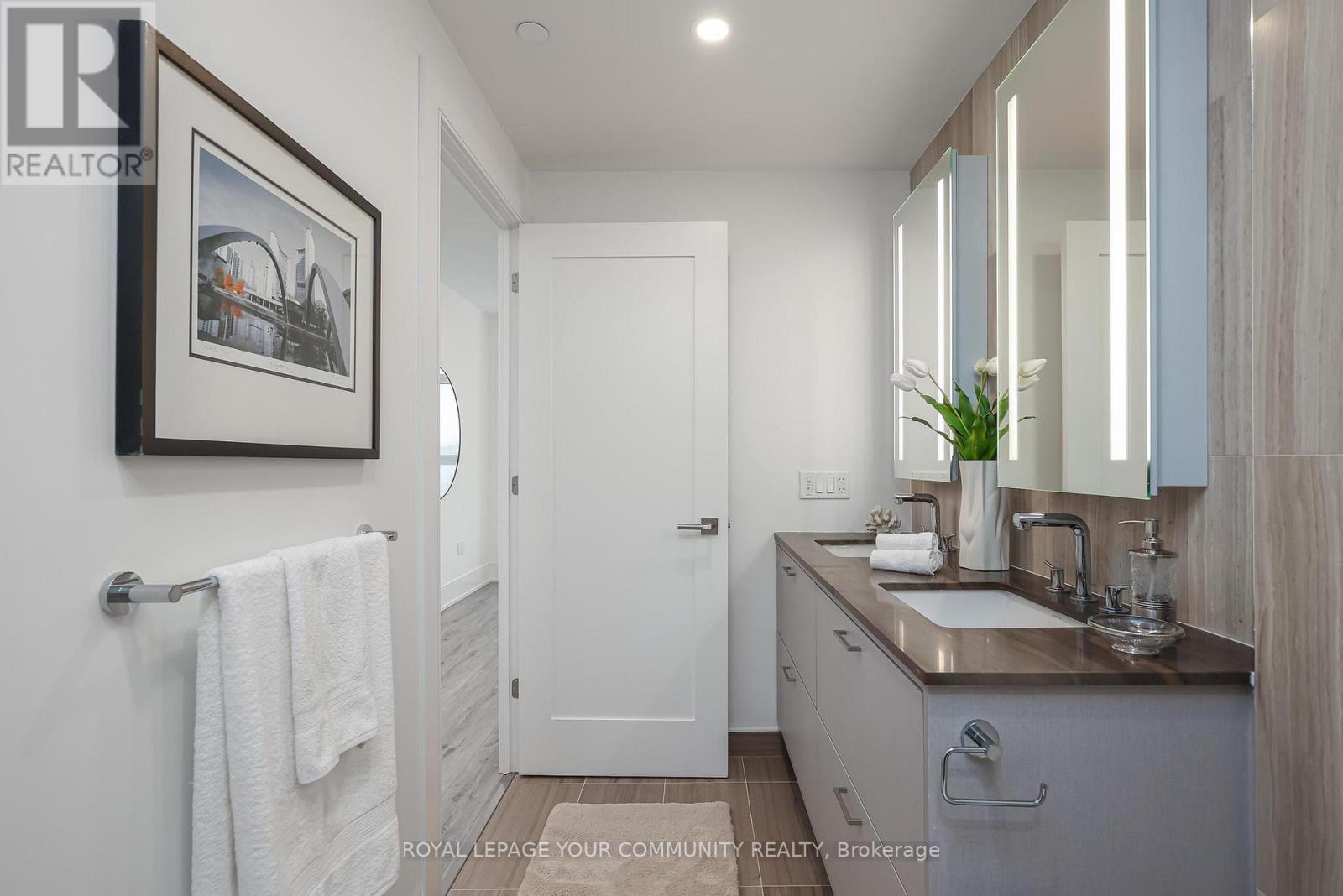 411 - 10 Inn On The Park Drive, Toronto, Ontario  M3C 0P9 - Photo 31 - C12686934