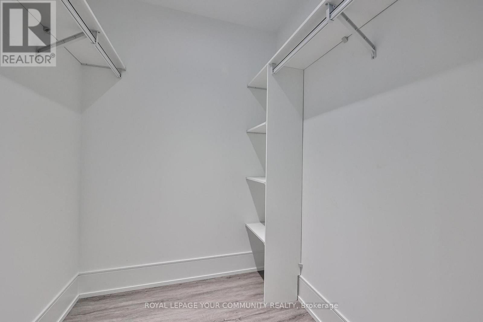 411 - 10 Inn On The Park Drive, Toronto, Ontario  M3C 0P9 - Photo 32 - C12686934