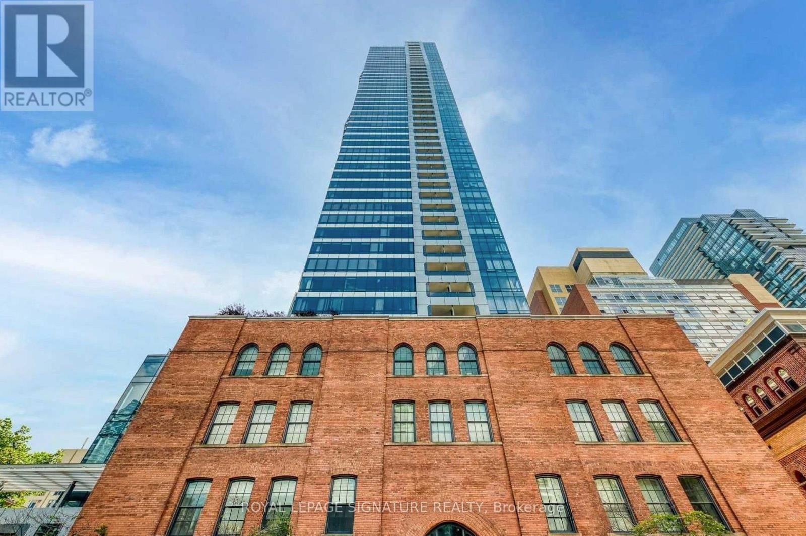 402 - 5 St. Joseph Street, Toronto, Ontario  M4Y 0B6 - Photo 1 - C12686972