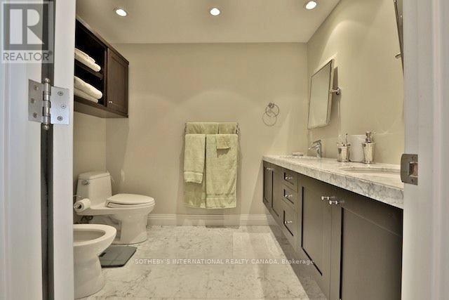 603 - 1 Benvenuto Place, Toronto, Ontario  M4V 2L1 - Photo 16 - C12686980