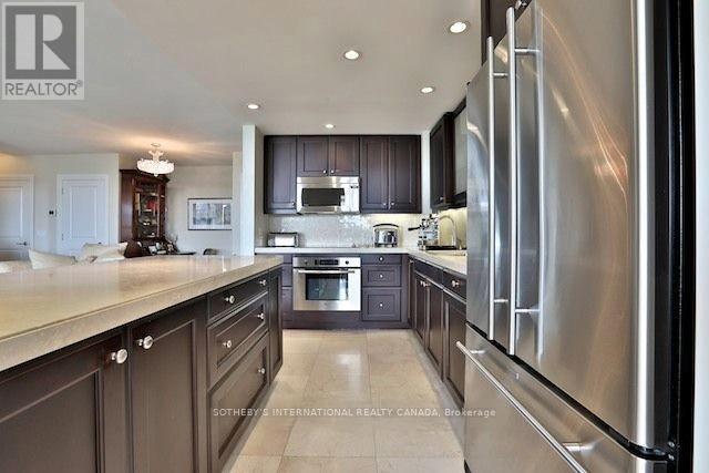 603 - 1 Benvenuto Place, Toronto, Ontario  M4V 2L1 - Photo 4 - C12686980