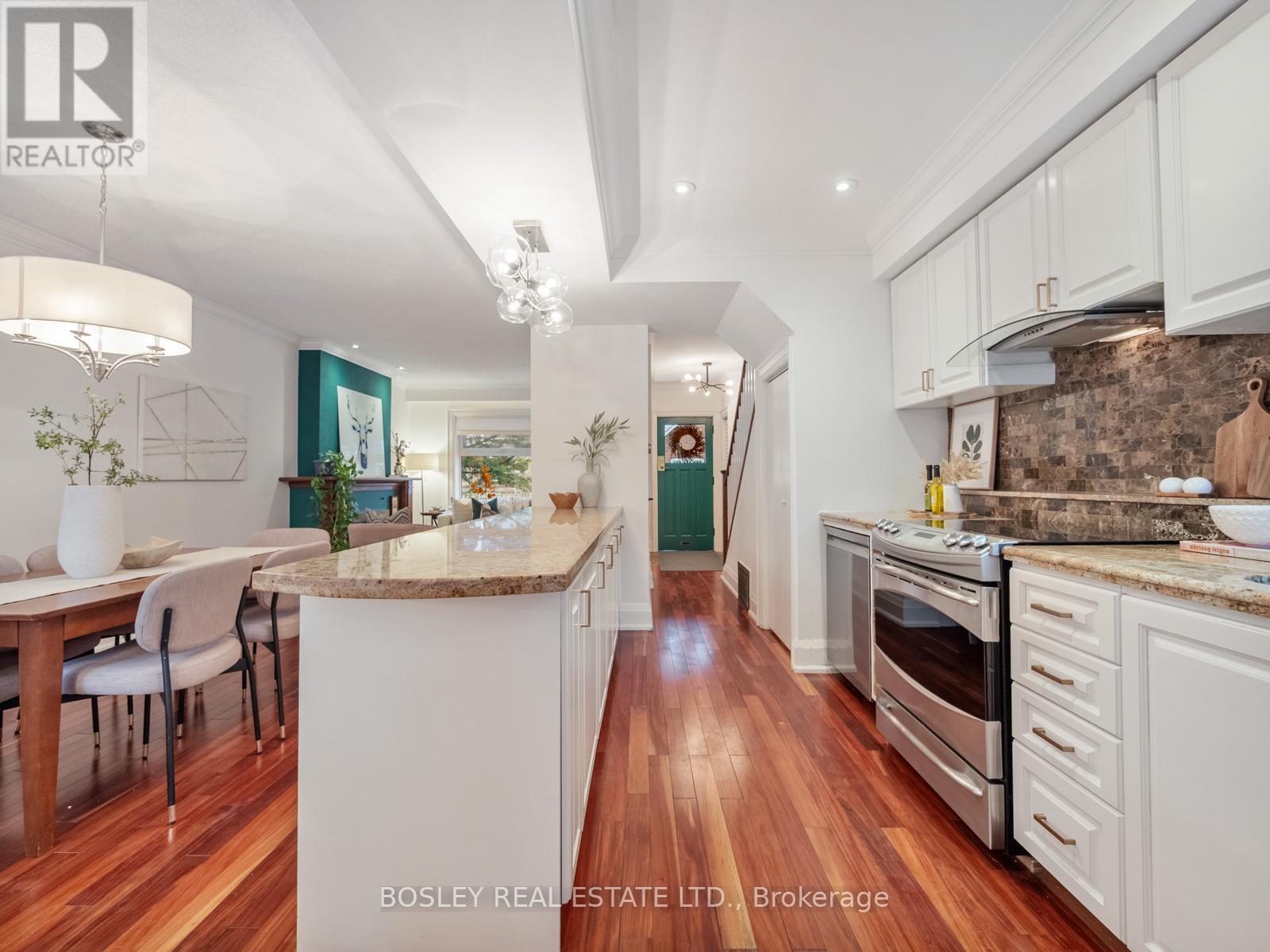 51 Beck Avenue, Toronto, Ontario  M4C 4L4 - Photo 10 - E12686844